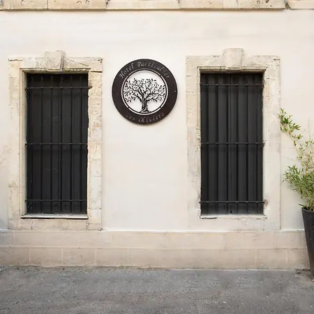 Appt Lumineux Dans Bel Immeuble Hp Les Oliviers 3 Arles